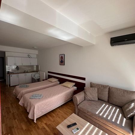 Apartments Nora โอครีด ภายนอก รูปภาพ